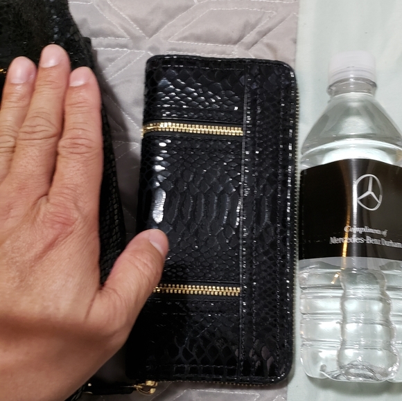 Michael Kors Lot - Picture 6 of 7